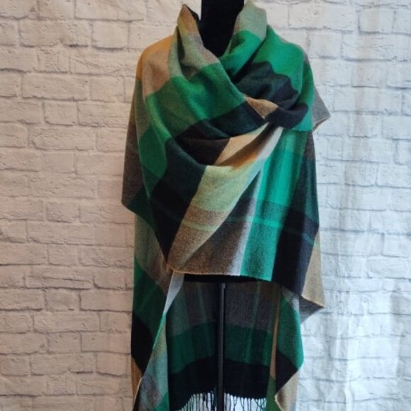 Zara Wool blend Plaid Cape Poncho Blanket Scarf - Picture 4 of 7